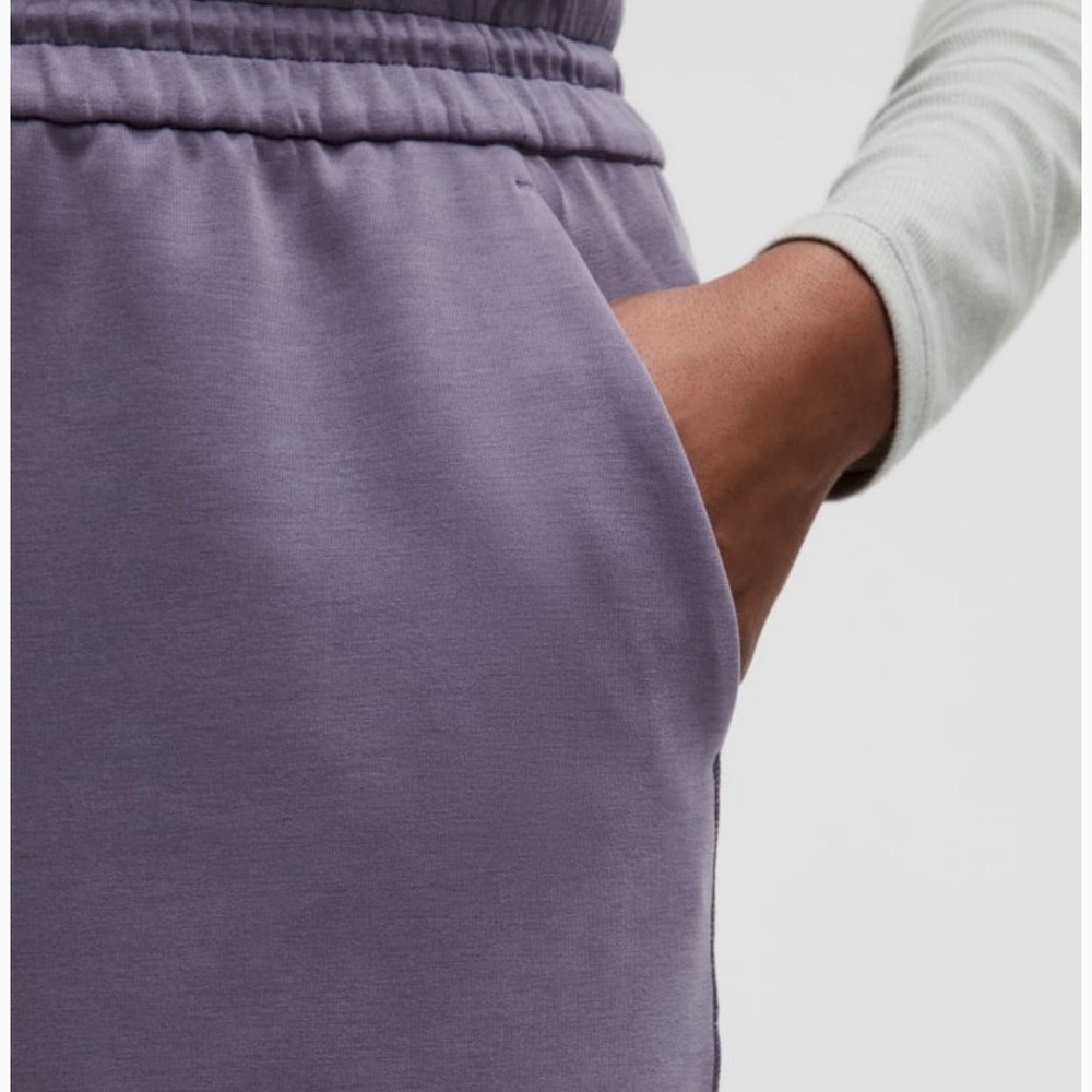 NWT Lululemon Softstreme High Rise Short 4” - Picture 4 of 11